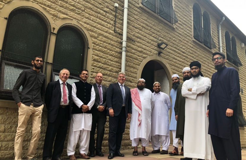 Brandon Lewis MP Visits Dewsbury Mosque